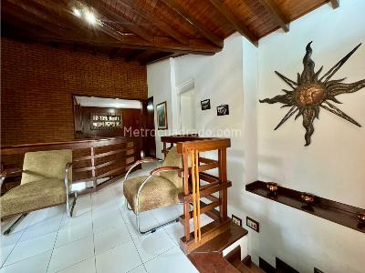 Apartamento de 4 alcobas en venta en El Poblado, Medellín, 196 m² · foto 9 de 20