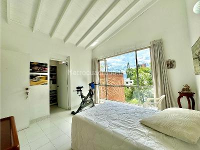 Apartamento de 4 alcobas en venta en El Poblado, Medellín, 196 m² · foto 13 de 20
