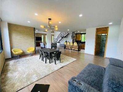 Casa de 5 alcobas en venta en El Salado, Envigado, 340 m² · foto 7 de 20