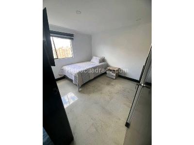 Apartamento de 3 alcobas en arriendo en Loma De Los Bernal, Medellín, 100 m² · foto 9 de 13