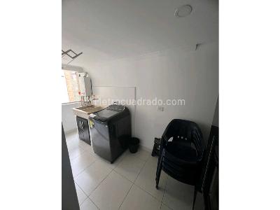 Apartamento de 3 alcobas en arriendo en Loma De Los Bernal, Medellín, 100 m² · foto 13 de 13