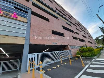 Apartamento de 3 alcobas en venta en Niquia, Bello, 66 m² · foto 3 de 20