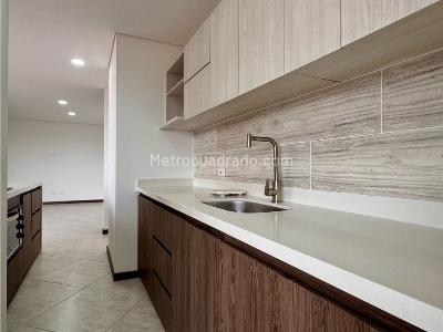 Apartamento de 3 alcobas en venta en San Antonio De Pereira, Rionegro, 88 m² · foto 3 de 20