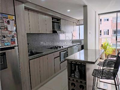 Apartamento de 3 alcobas en venta en Ceramica, Sabaneta, 74 m² · foto 4 de 20