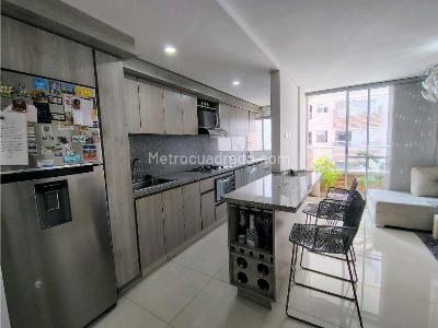 Apartamento de 3 alcobas en venta en Ceramica, Sabaneta, 74 m² · foto 5 de 20