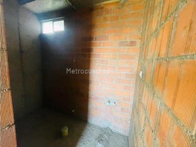 Apartamento de 2 alcobas en venta en Santa Ana, Bello, 56 m² · foto 7 de 17