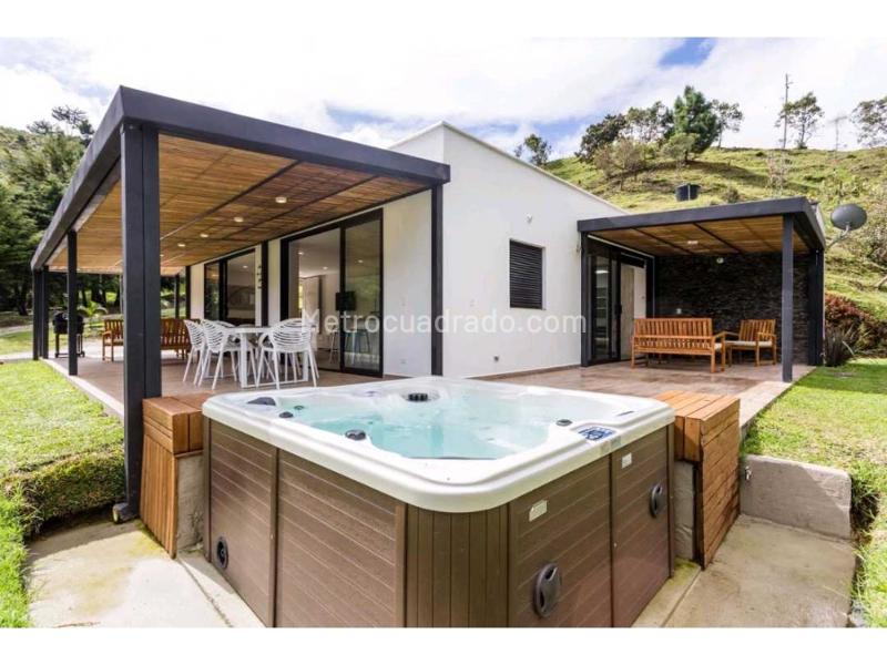 Charming Country House for Rent in El Retiro (Portento) - 2