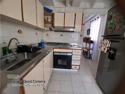 Apartamento de 3 alcobas en venta en Niquia, Bello, 70 m² · foto 9 de 20