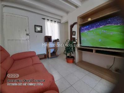 Apartamento de 3 alcobas en venta en Niquia, Bello, 70 m² · foto 10 de 20