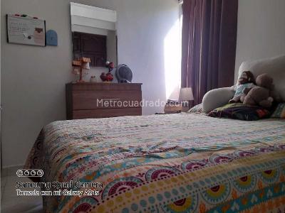 Apartamento de 3 alcobas en venta en Niquia, Bello, 70 m² · foto 12 de 20