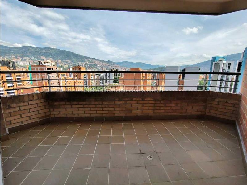 3BR Apartment in Laureles (182 m²)