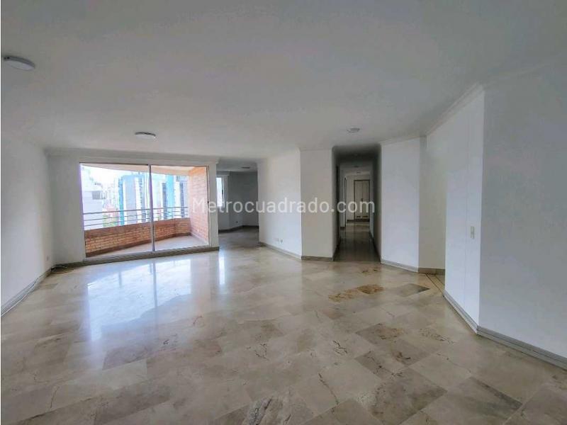 3BR Apartment in Laureles (182 m²) - 4