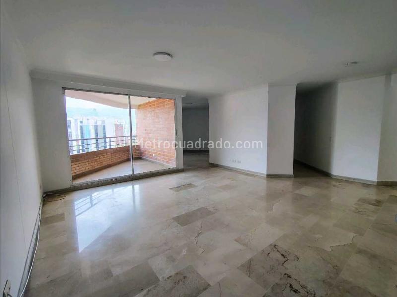 3BR Apartment in Laureles (182 m²) - 5