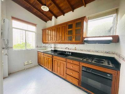 Apartamento de 3 alcobas en venta en Maria Auxiliadora, Sabaneta, 60 m² · foto 2 de 18