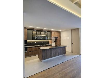 Apartamento de 2 alcobas en venta en Los Naranjos, Medellín, 240 m² · foto 5 de 18