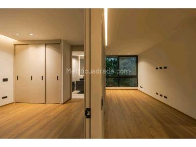 Apartamento de 2 alcobas en venta en Los Naranjos, Medellín, 240 m² · foto 8 de 18