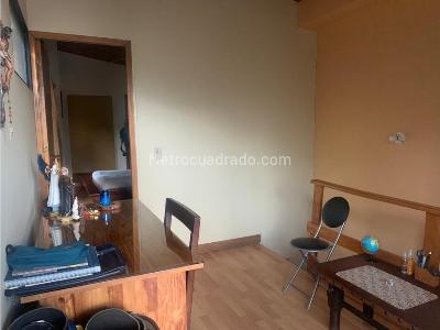 Casa de 3 alcobas en venta en Santa Fe, Medellín, 153 m² · foto 15 de 20