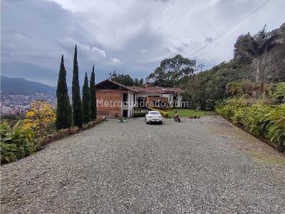 Casa de 5 alcobas en venta en La Doctora, Sabaneta · foto 2 de 20