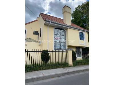 Casa de 4 alcobas en venta en La Trinidad, Chía, 158 m² · foto 2 de 13