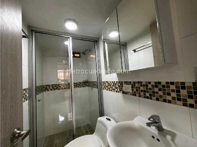 Casa de 4 alcobas en venta en El Mirador, Bello, 72 m² · foto 14 de 20