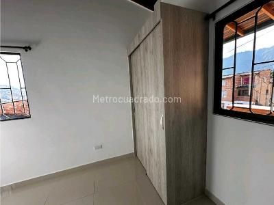Casa de 4 alcobas en venta en El Mirador, Bello, 72 m² · foto 17 de 20