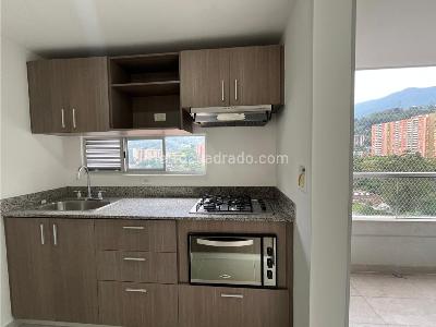 Apartamento de 2 alcobas en venta en Las Antillas, Envigado, 72 m² · foto 5 de 20