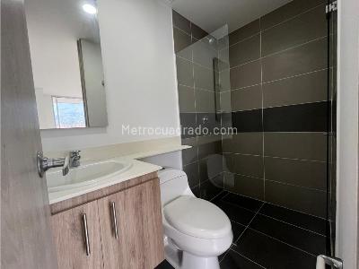 Apartamento de 2 alcobas en venta en Las Antillas, Envigado, 72 m² · foto 10 de 20