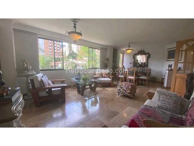Apartamento de 3 alcobas en venta en El Poblado, Medellín, 123 m² · foto 4 de 12
