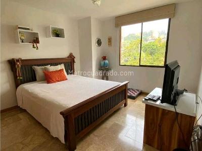 Apartamento de 3 alcobas en venta en El Poblado, Medellín, 123 m² · foto 7 de 12