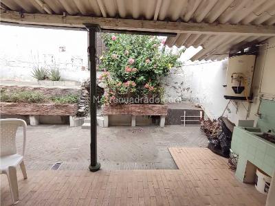 Casa de 4 alcobas en venta en La America, Medellín, 210 m² · foto 14 de 15