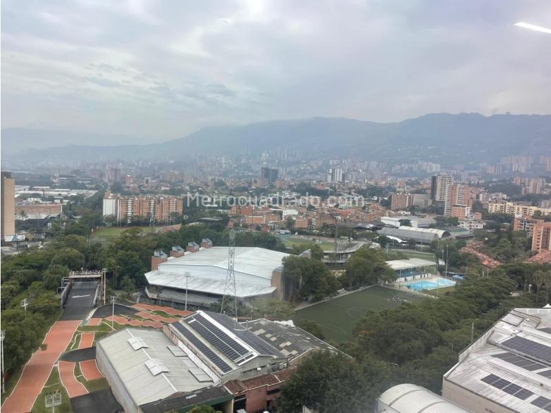 Oficina en Arriendo, Las Casitas, Envigado - Mehr