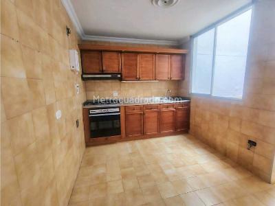 Casa de 4 alcobas en venta en San Marcos, Envigado, 190 m² · foto 6 de 17