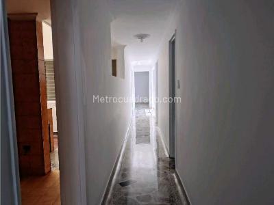 Casa de 4 alcobas en venta en San Marcos, Envigado, 190 m² · foto 10 de 17