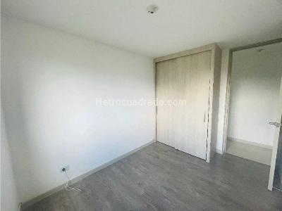 Apartamento de 3 alcobas en venta en La Doctora, Sabaneta, 70 m² · foto 9 de 20