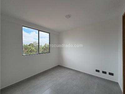Apartamento de 2 alcobas en venta en Barro Blanco, Rionegro, 58 m² · foto 7 de 20