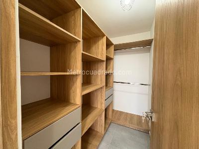 Apartamento de 2 alcobas en venta en Barro Blanco, Rionegro, 58 m² · foto 10 de 20