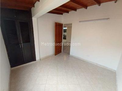 Apartamento de 2 alcobas en venta en Cabañitas, Bello, 115 m² · foto 6 de 20