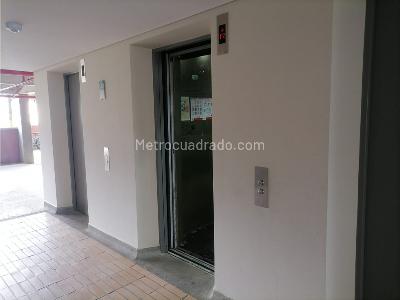 Apartamento de 2 alcobas en venta en Ditaires, Itagüí, 59 m² · foto 3 de 20