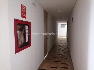 Apartamento de 2 alcobas en venta en Ditaires, Itagüí, 59 m² · foto 4 de 20