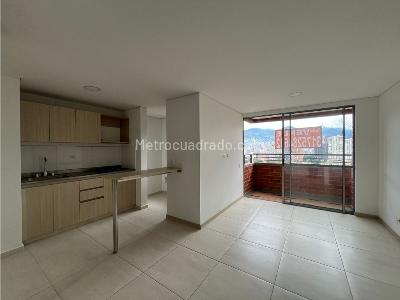 Apartamento de 2 alcobas en venta en Ditaires, Itagüí, 59 m² · foto 5 de 20