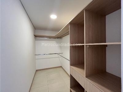 Apartamento de 2 alcobas en venta en Ditaires, Itagüí, 59 m² · foto 18 de 20