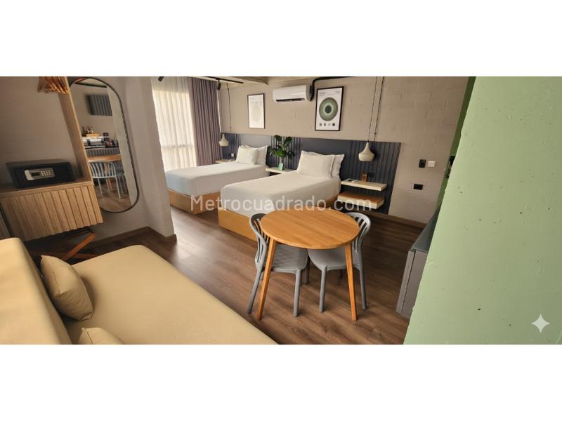 Lote en Venta, Laureles, Medellín - Más