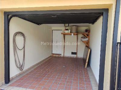 Casa de 5 alcobas en venta en Aldea Verde, Sabaneta, 136 m² · foto 6 de 20