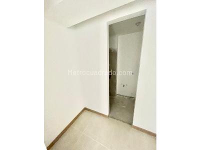 Apartamento de 3 alcobas en venta en Aves Maria, Sabaneta, 63 m² · foto 8 de 14