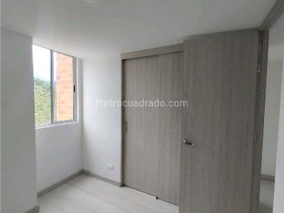 Apartamento de 2 alcobas en venta en Cañaveralejo, Sabaneta, 58 m² · foto 9 de 11