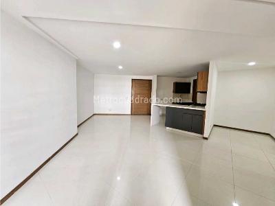 Apartamento de 3 alcobas en venta en Aves Maria, Sabaneta, 100 m² · foto 2 de 9