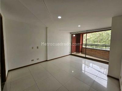 Apartamento de 3 alcobas en venta en Aves Maria, Sabaneta, 100 m² · foto 8 de 9