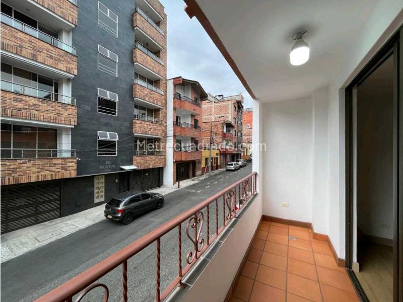 Piso – Envigado, Valle de Aburrá - Vista 2