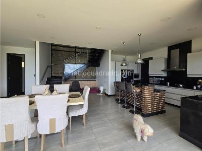 Casa de 5 alcobas en arriendo en Niquia, Bello · foto 15 de 20
