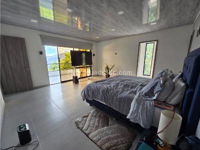 Casa de 5 alcobas en venta en Niquia, Bello · foto 13 de 20